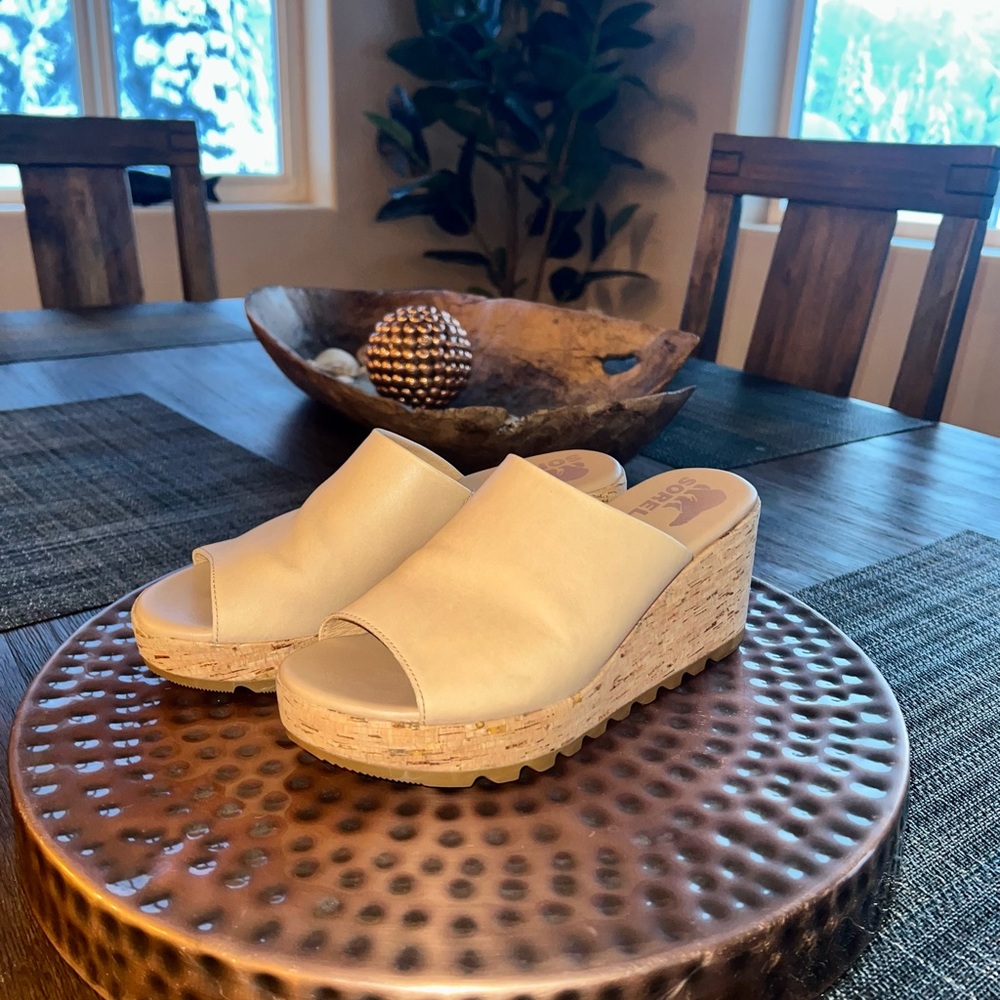 Sorel Cameron Leather Wedge Mule Tan/Cream Slip On Sandals 7